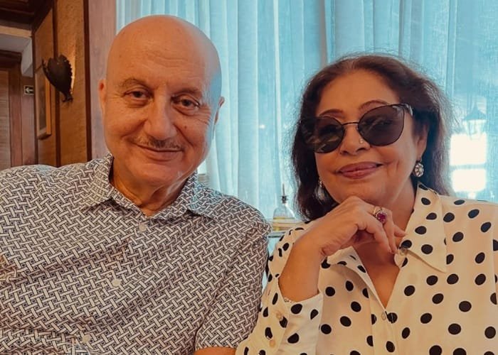 Kirron Kher के Birthday पर अनुपम ने शेयर की यादें